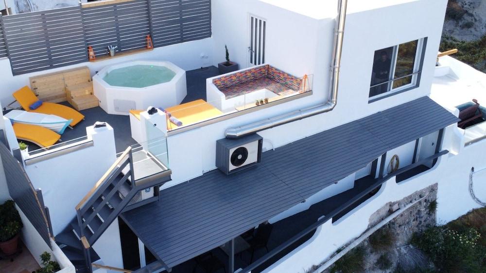 Amerisa Suites & Villa Fira  Eksteriør billede